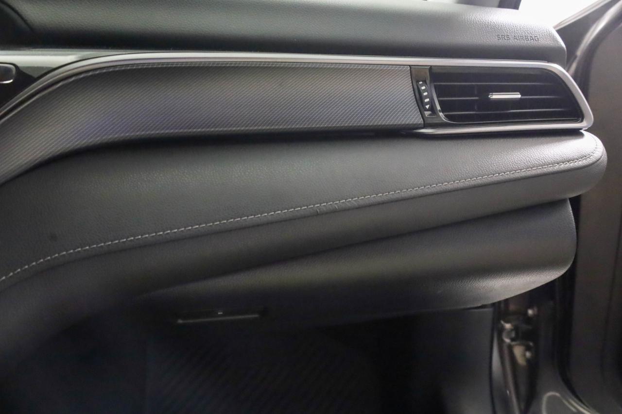 Toyota Camry SE 4D Sedan 2021