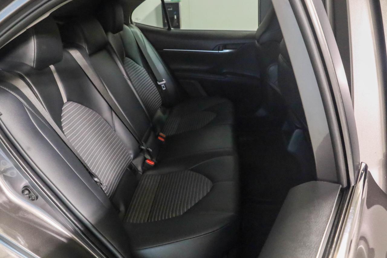 Toyota Camry SE 4D Sedan 2021