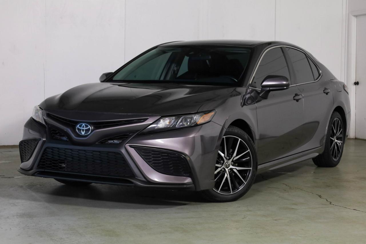 Toyota Camry SE 4D Sedan 2021