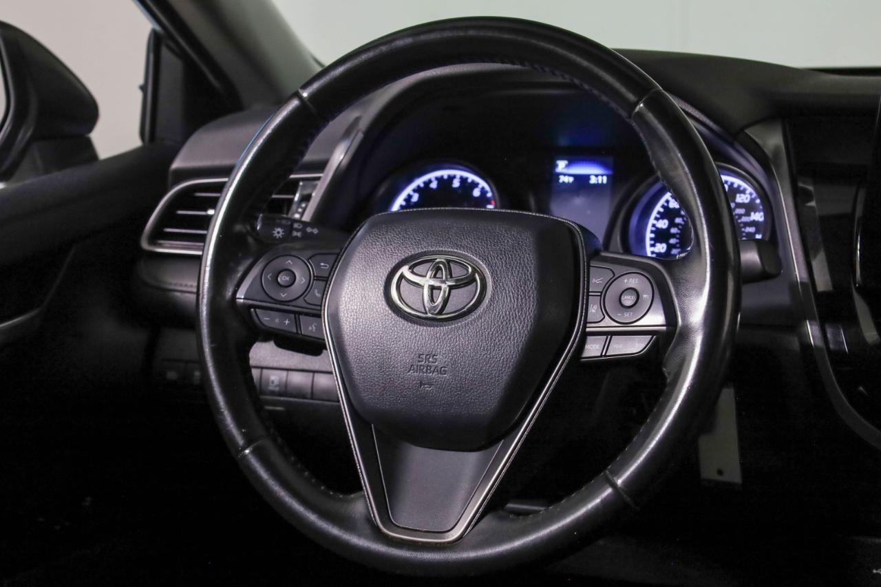 Toyota Camry SE 4D Sedan 2021