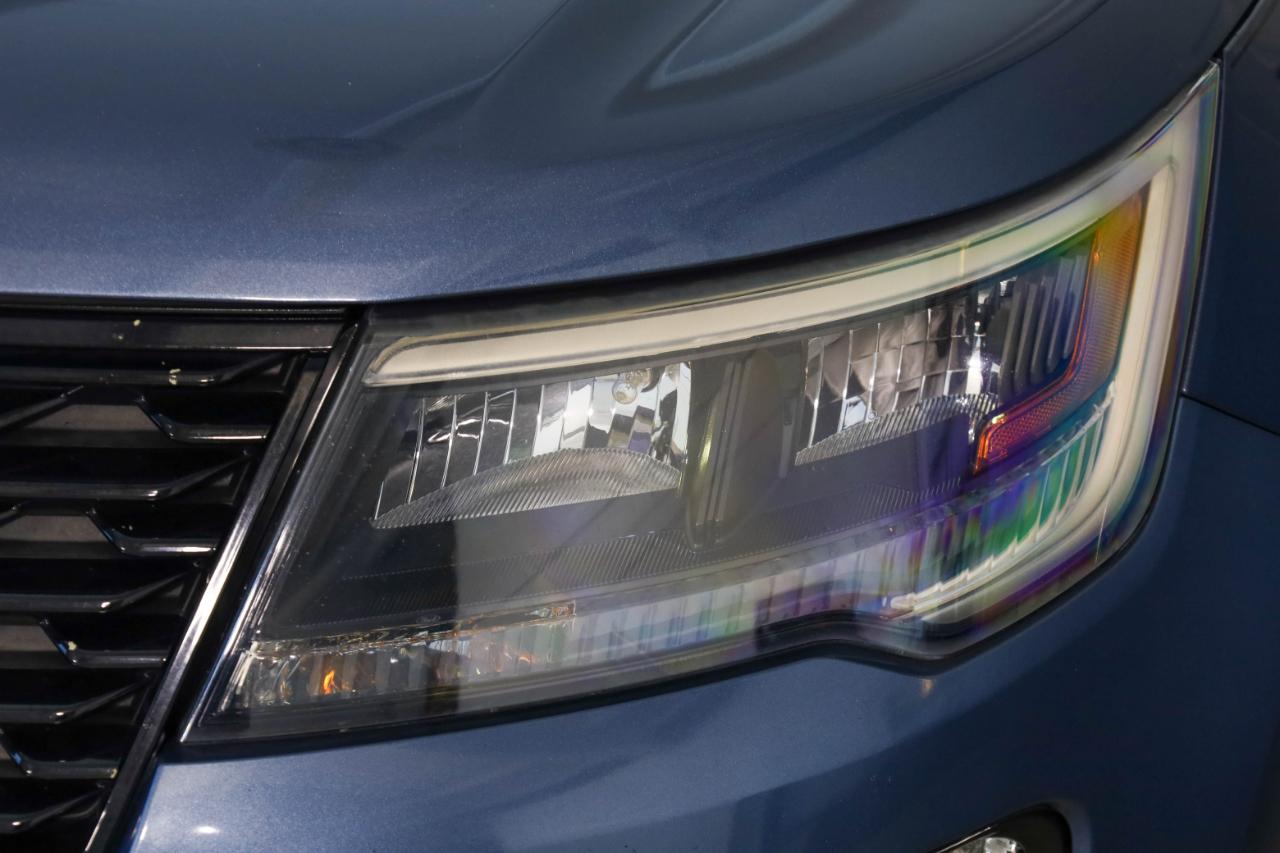 Ford Explorer photo 13