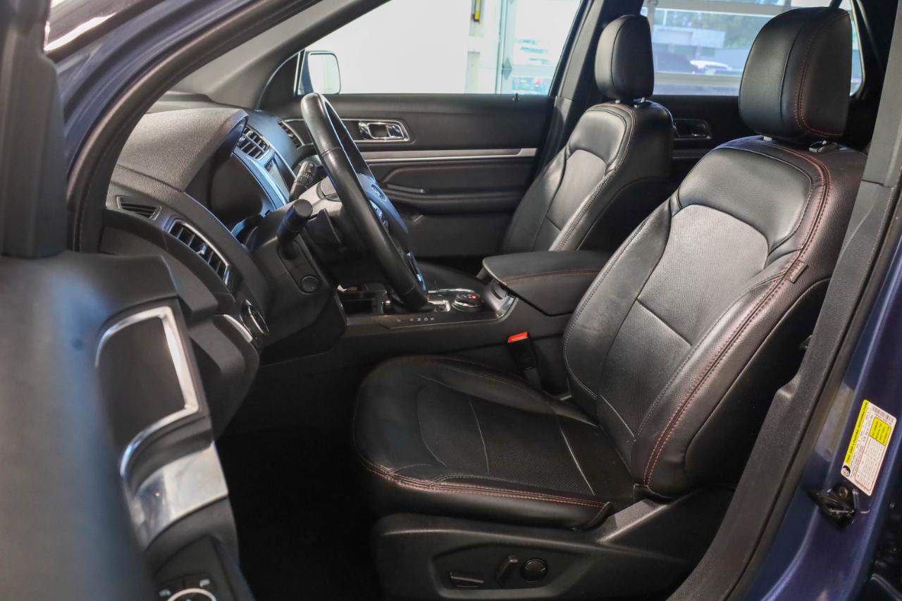 Ford Explorer photo 12
