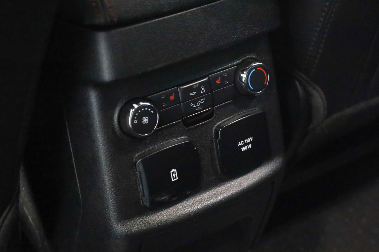 Ford Explorer photo 39