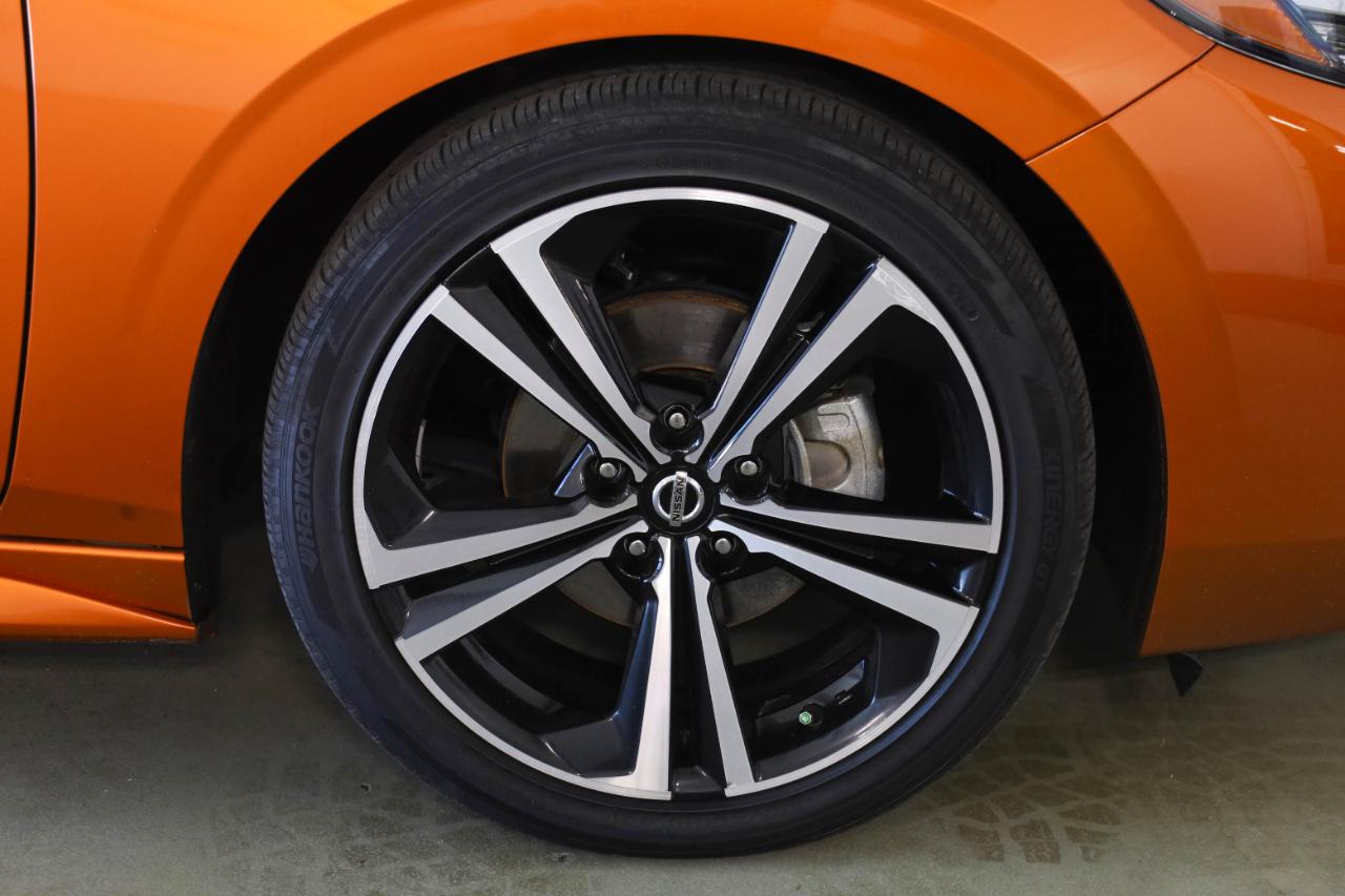 Nissan Sentra SR CVT 2021