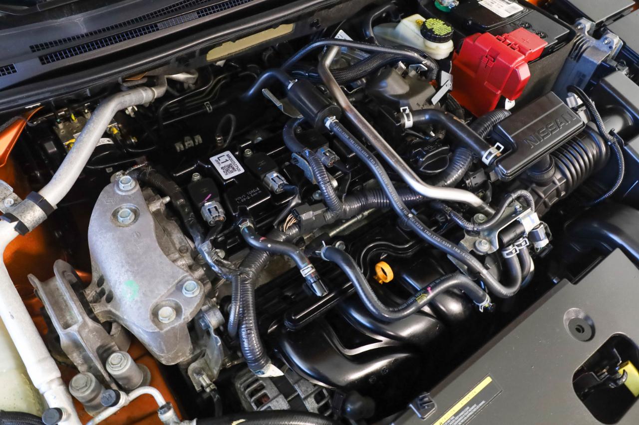 Nissan Sentra SR CVT 2021