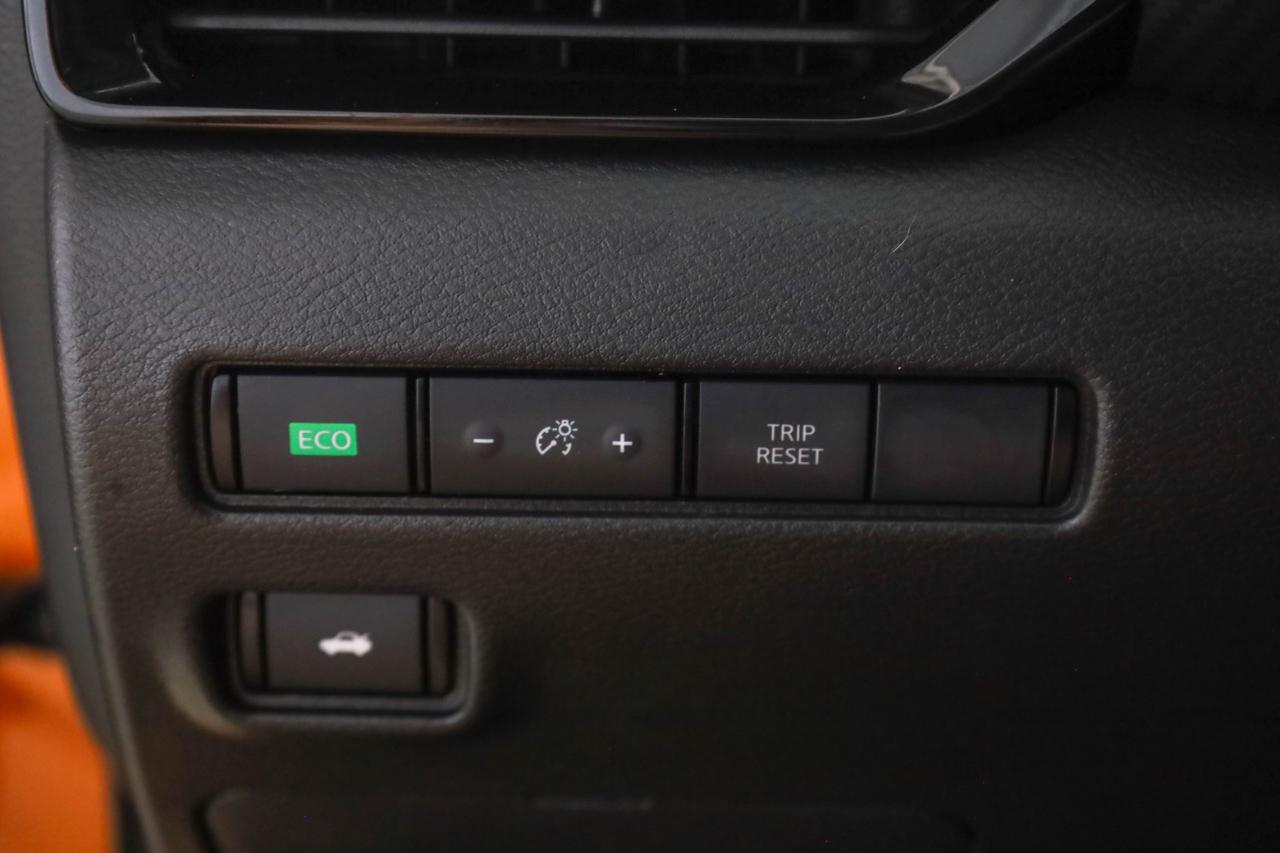 Nissan Sentra SR CVT 2021