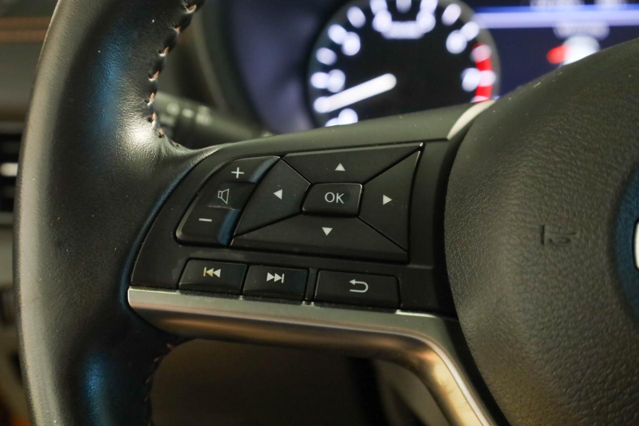 Nissan Sentra SR CVT 2021