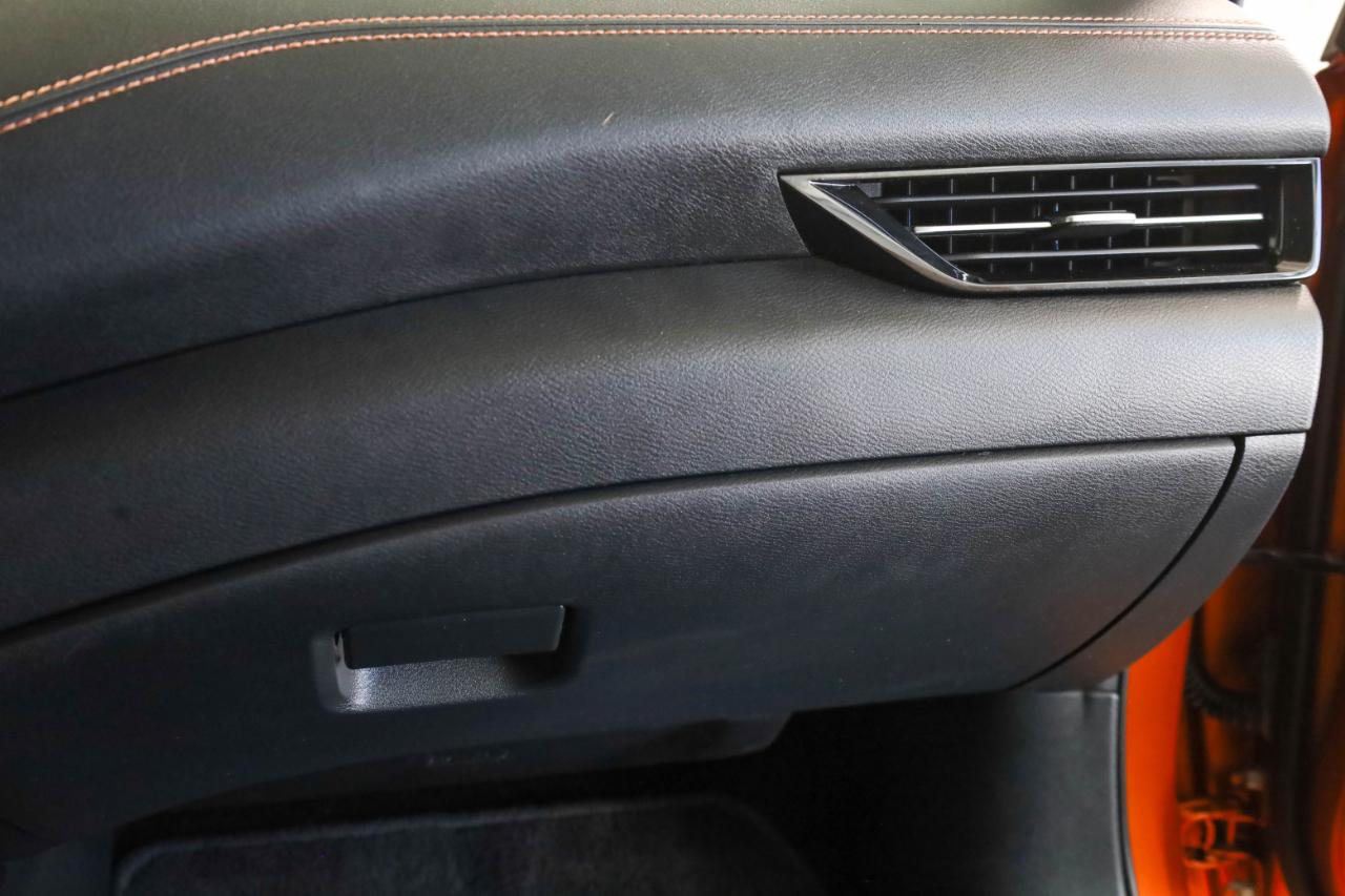 Nissan Sentra SR CVT 2021
