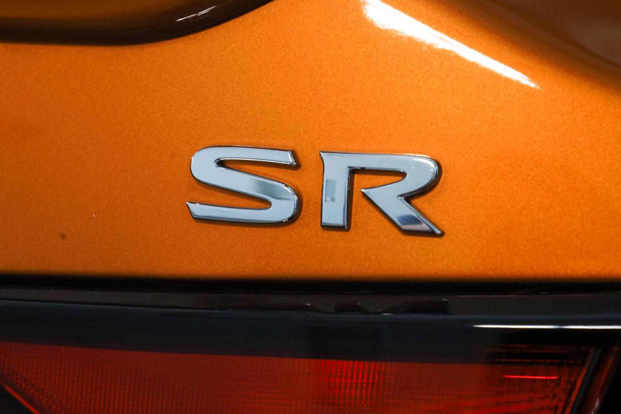 Nissan Sentra SR CVT 2021