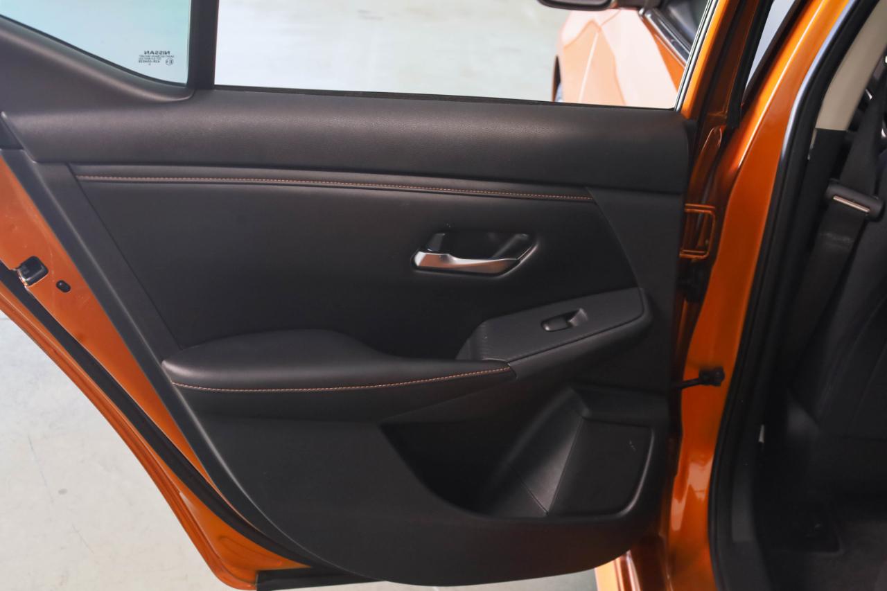 Nissan Sentra SR CVT 2021