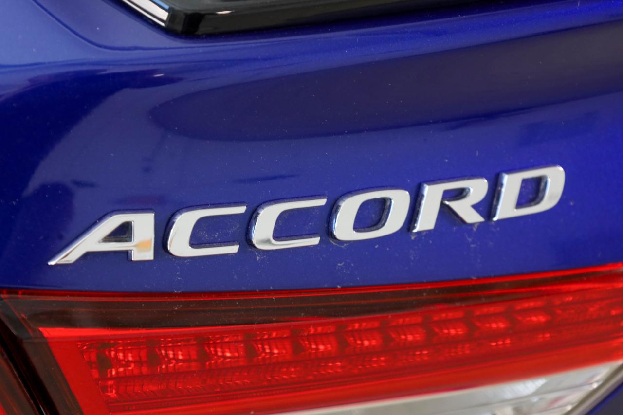 Honda Accord photo 45