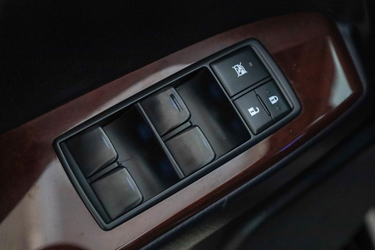 Lexus GX photo 35