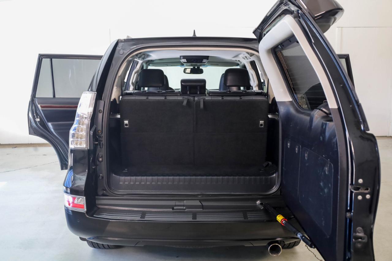 Lexus GX photo 29