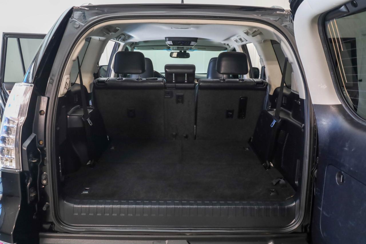 Lexus GX photo 31