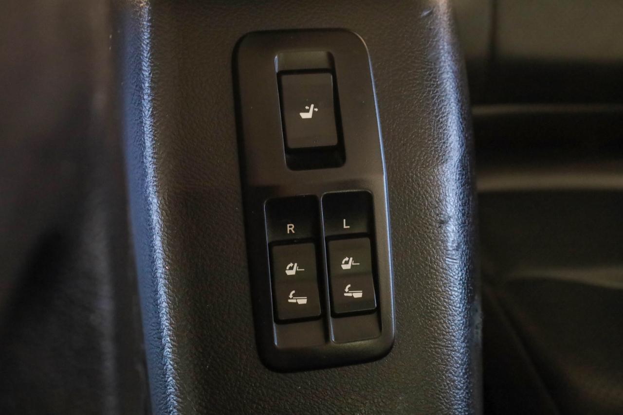 Lexus GX photo 30