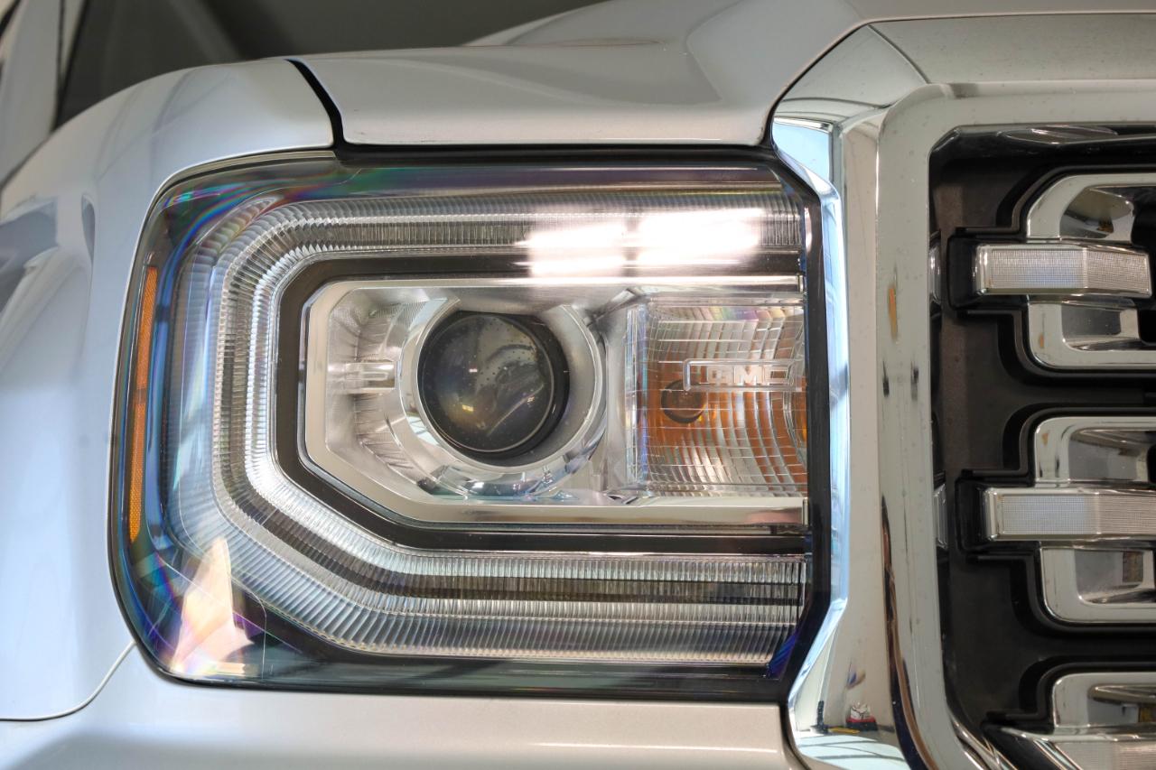 GMC Sierra photo 10