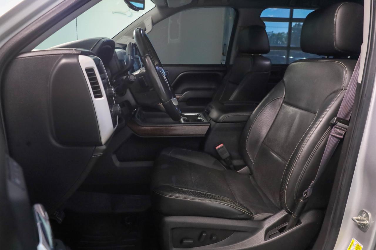 GMC Sierra photo 12