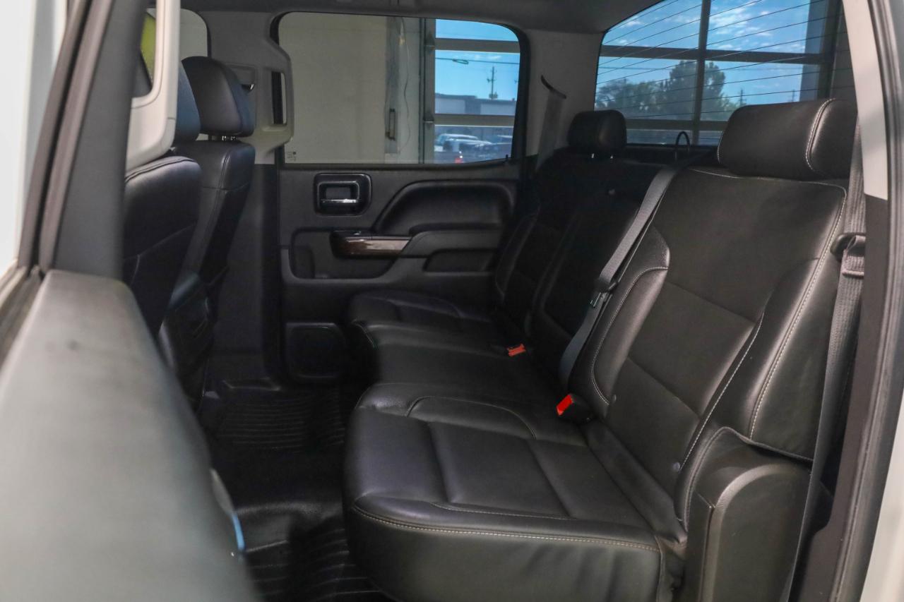 GMC Sierra photo 17