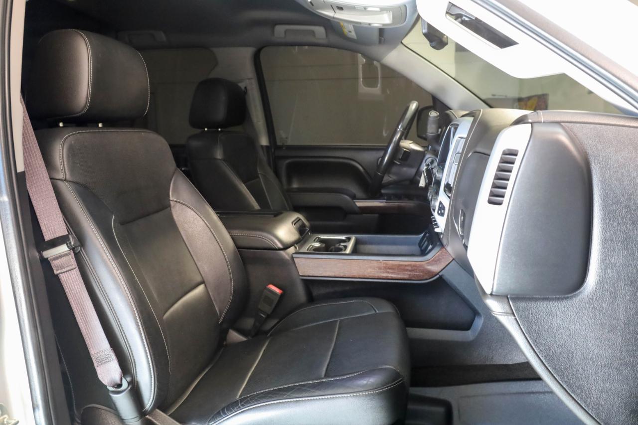 GMC Sierra photo 15