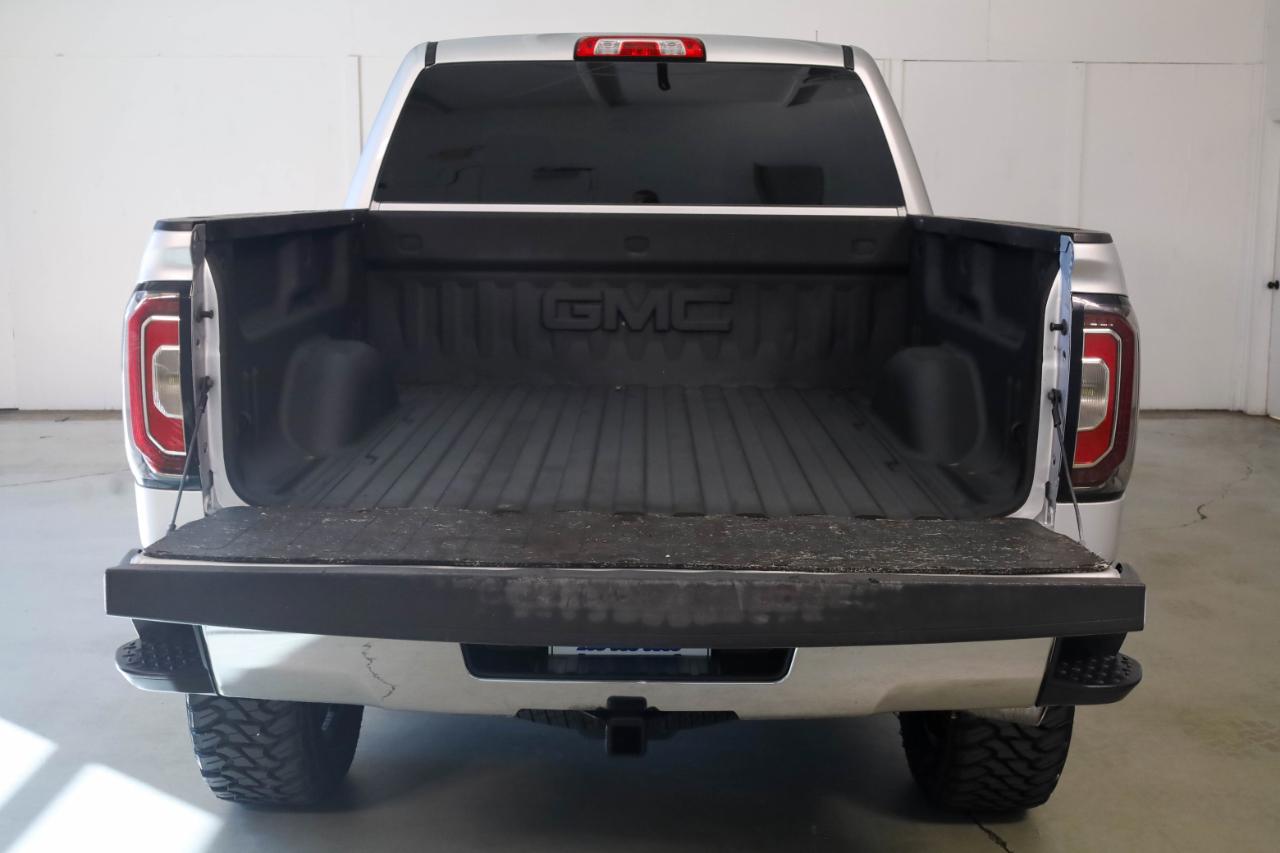 GMC Sierra photo 26