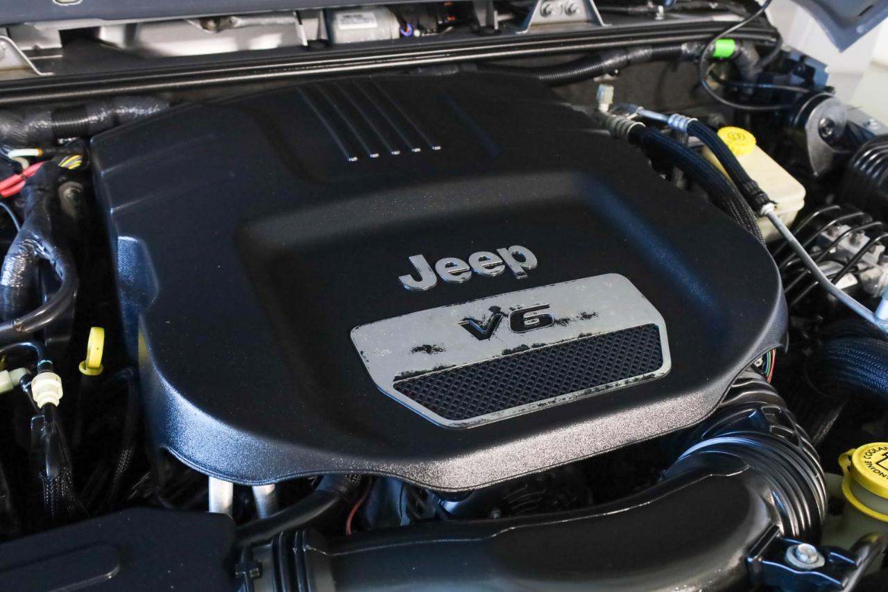 Jeep Wrangler photo 41
