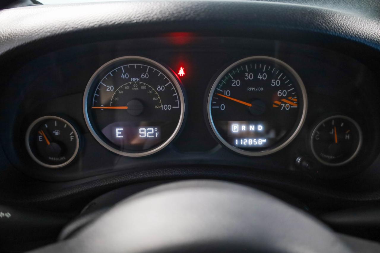 Jeep Wrangler photo 24