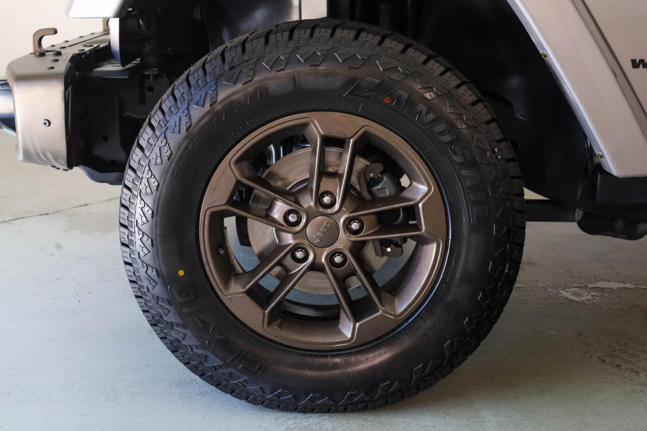 Jeep Wrangler photo 44