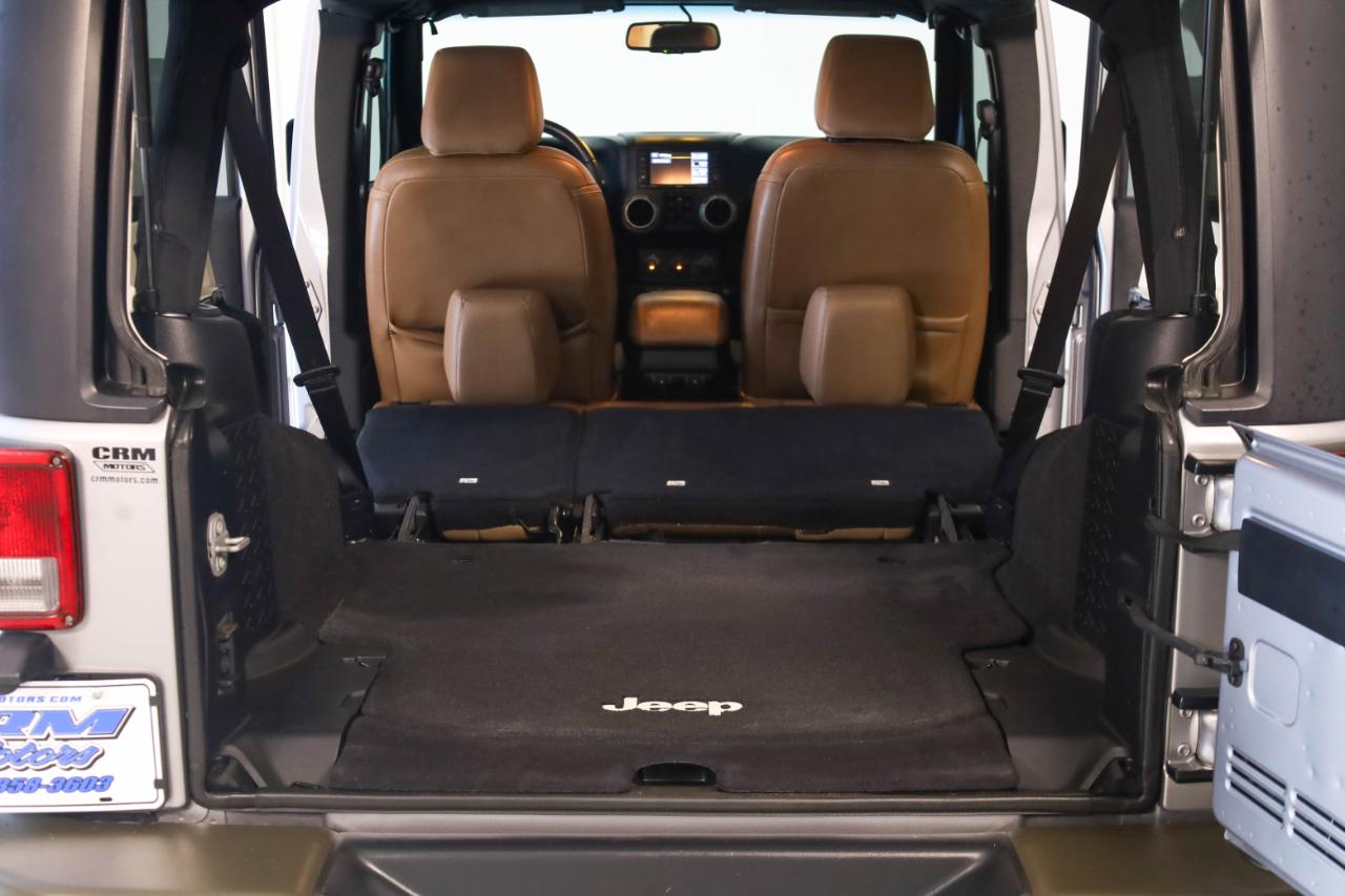 Jeep Wrangler photo 27