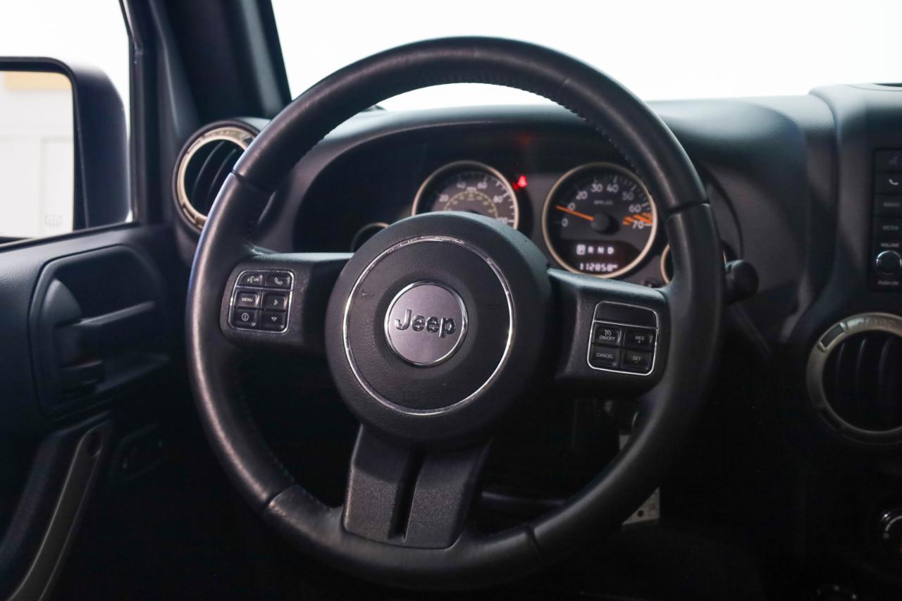 Jeep Wrangler photo 23