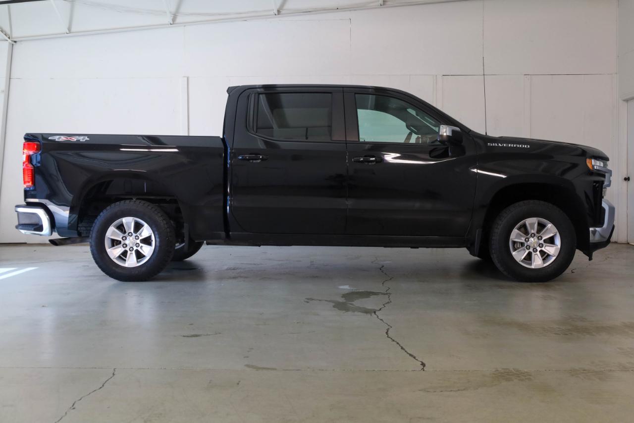 Chevrolet Silverado photo 4