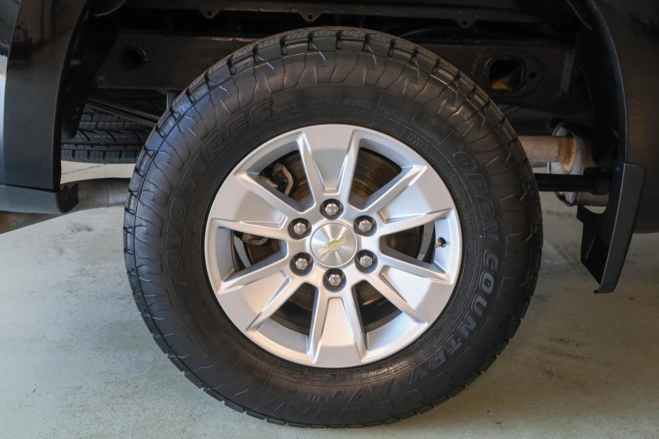 Chevrolet Silverado photo 45