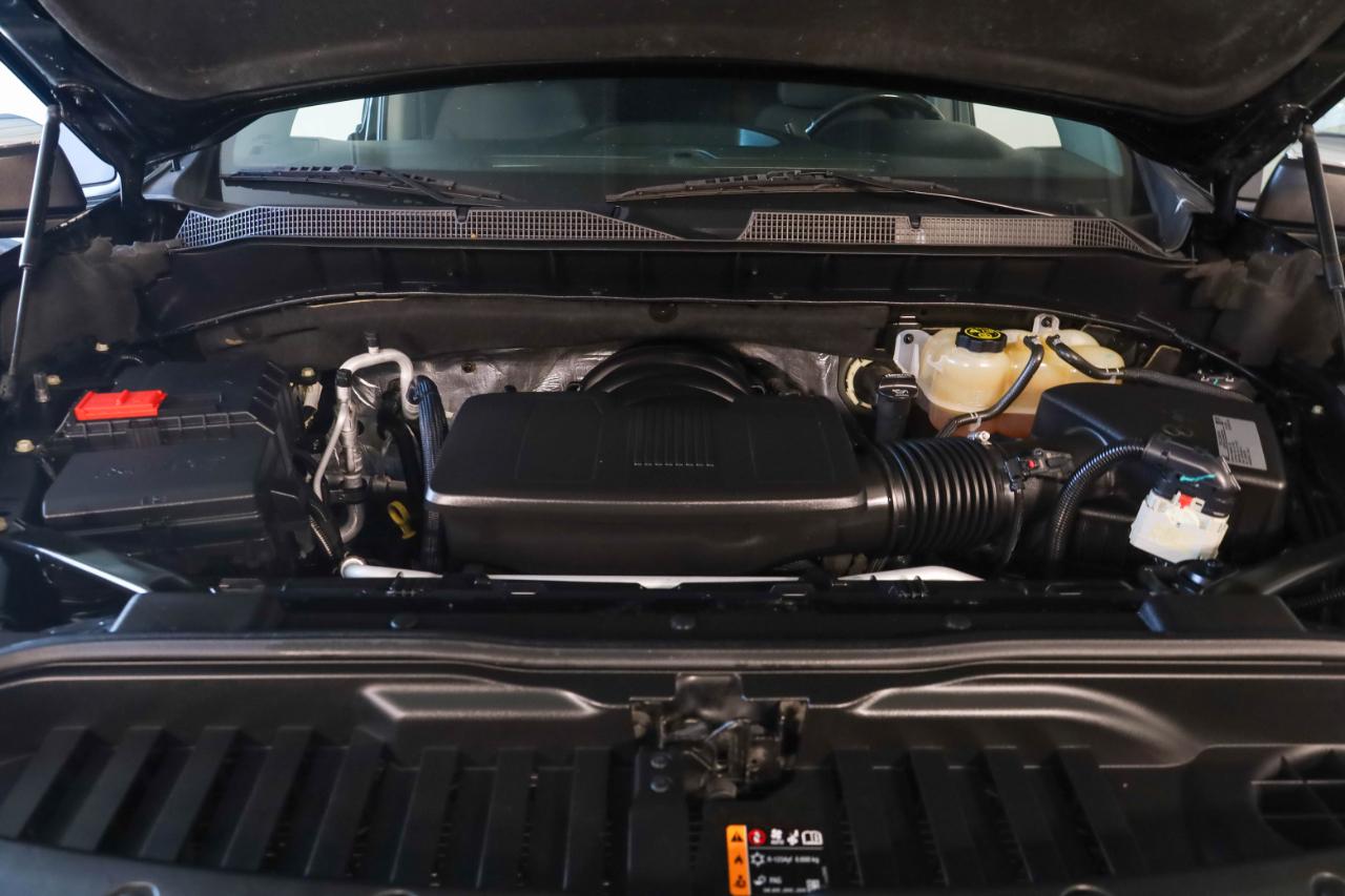 Chevrolet Silverado photo 43