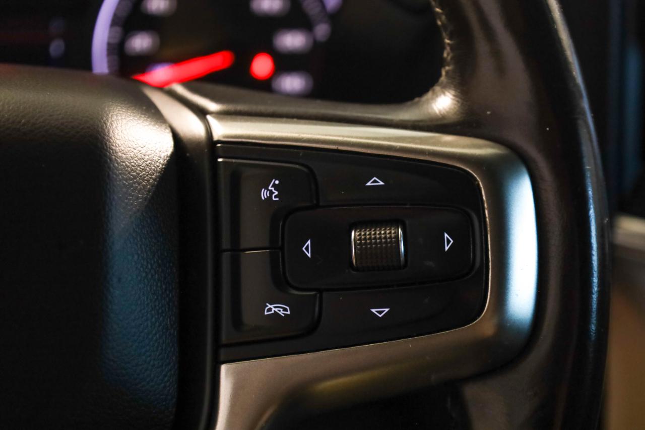 Chevrolet Silverado photo 32