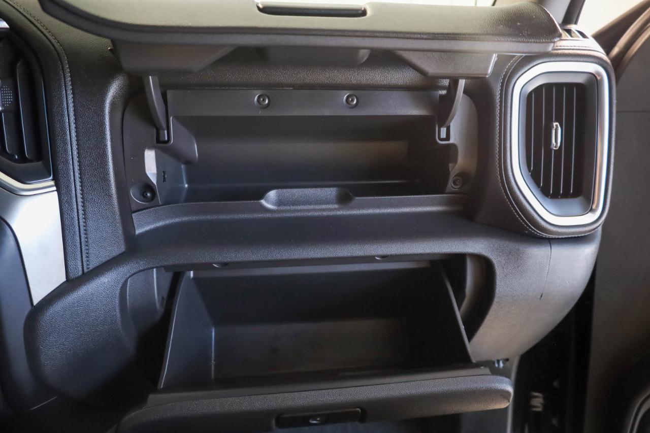 Chevrolet Silverado photo 40