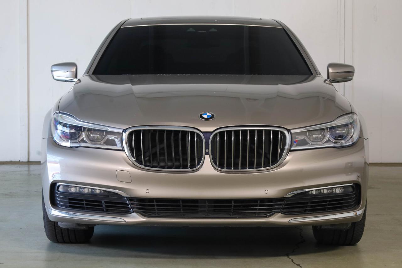 BMW 750i, B7 photo 3