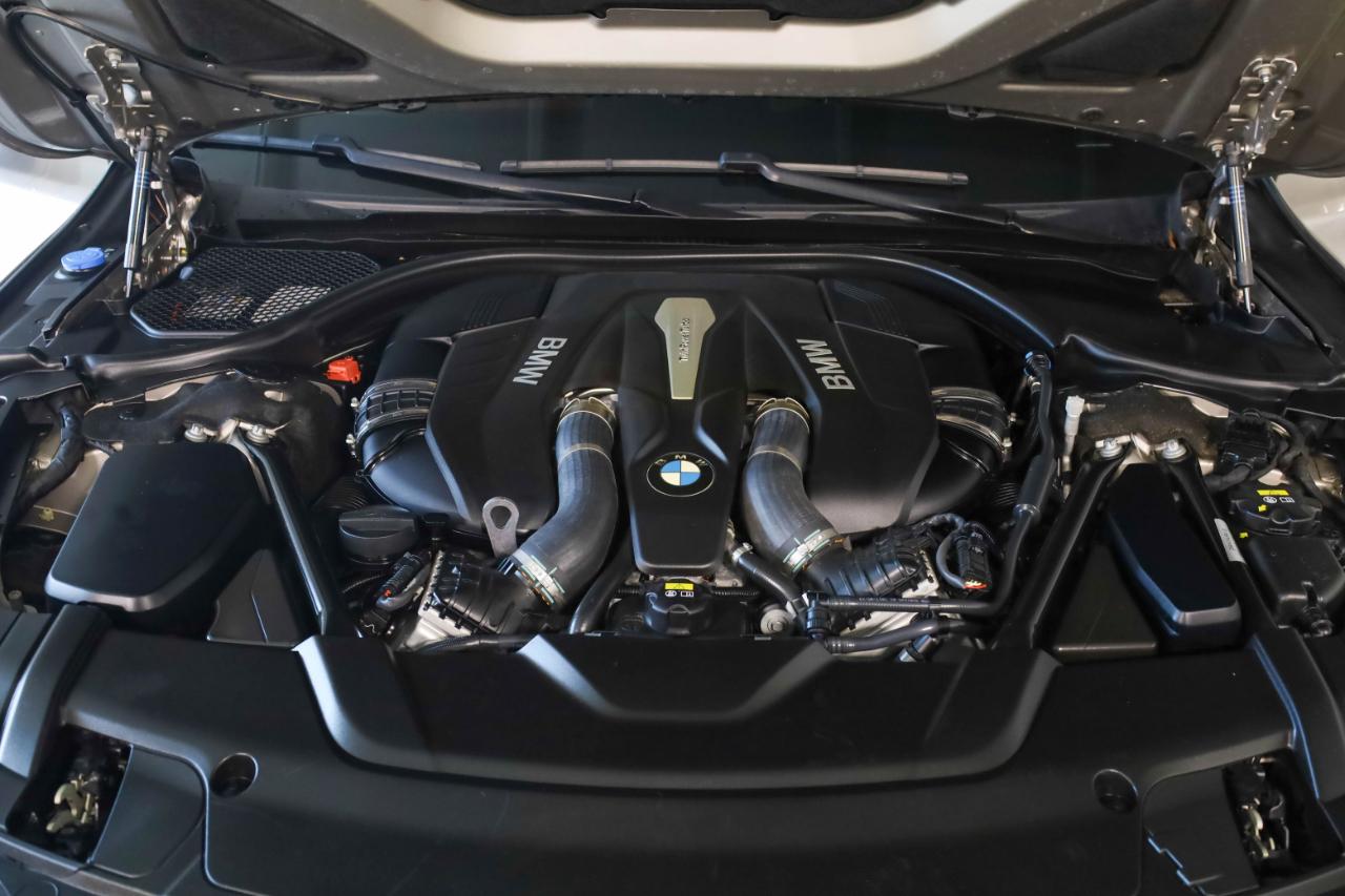 BMW 750i, B7 photo 49
