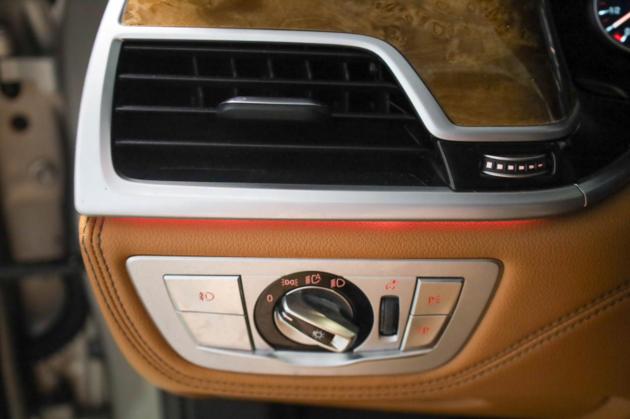 BMW 750i, B7 photo 30