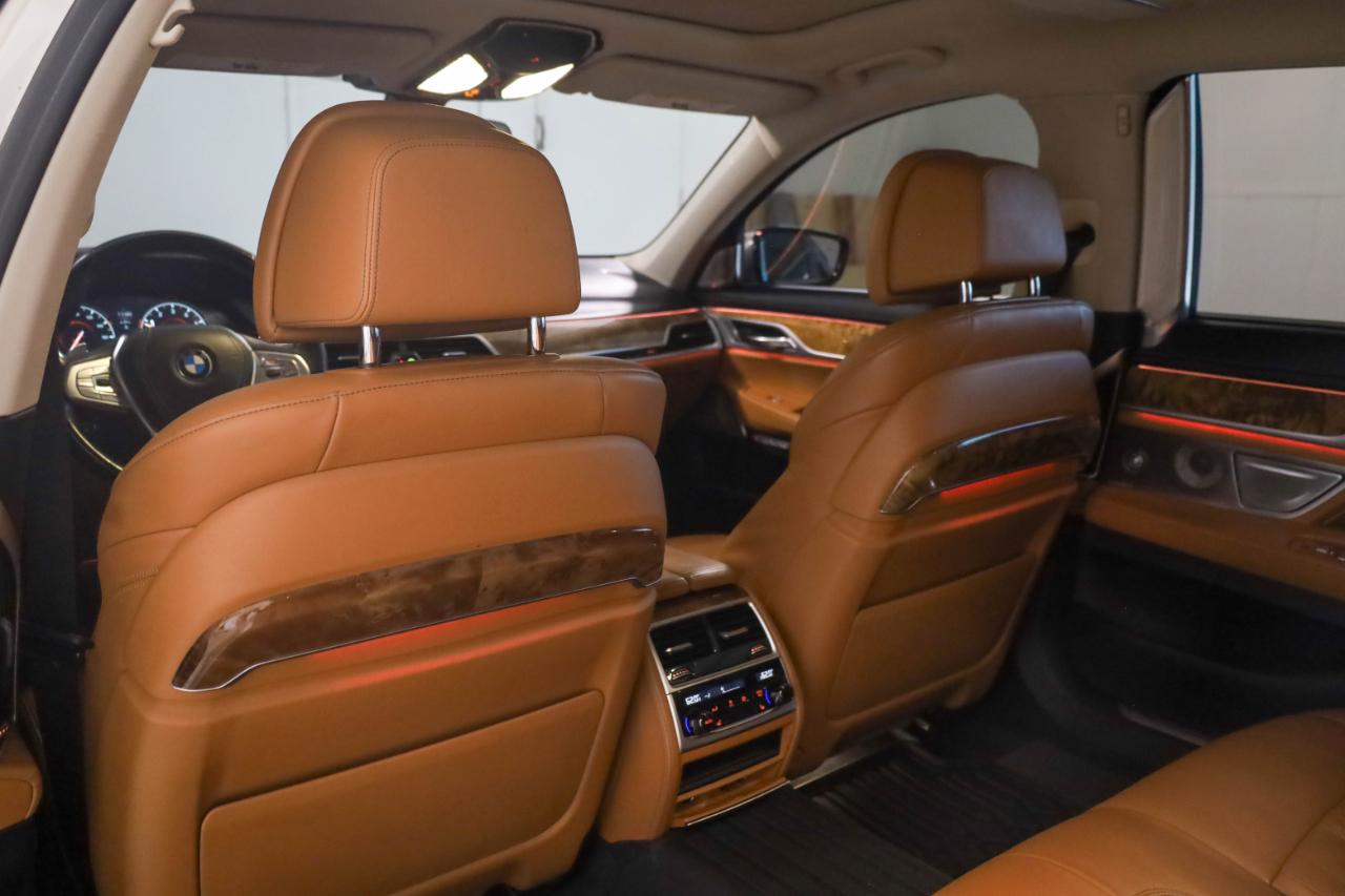 BMW 750i, B7 photo 18