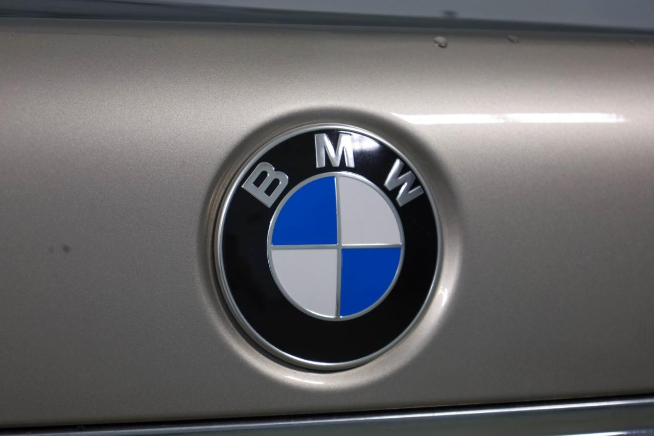 BMW 750i, B7 photo 57