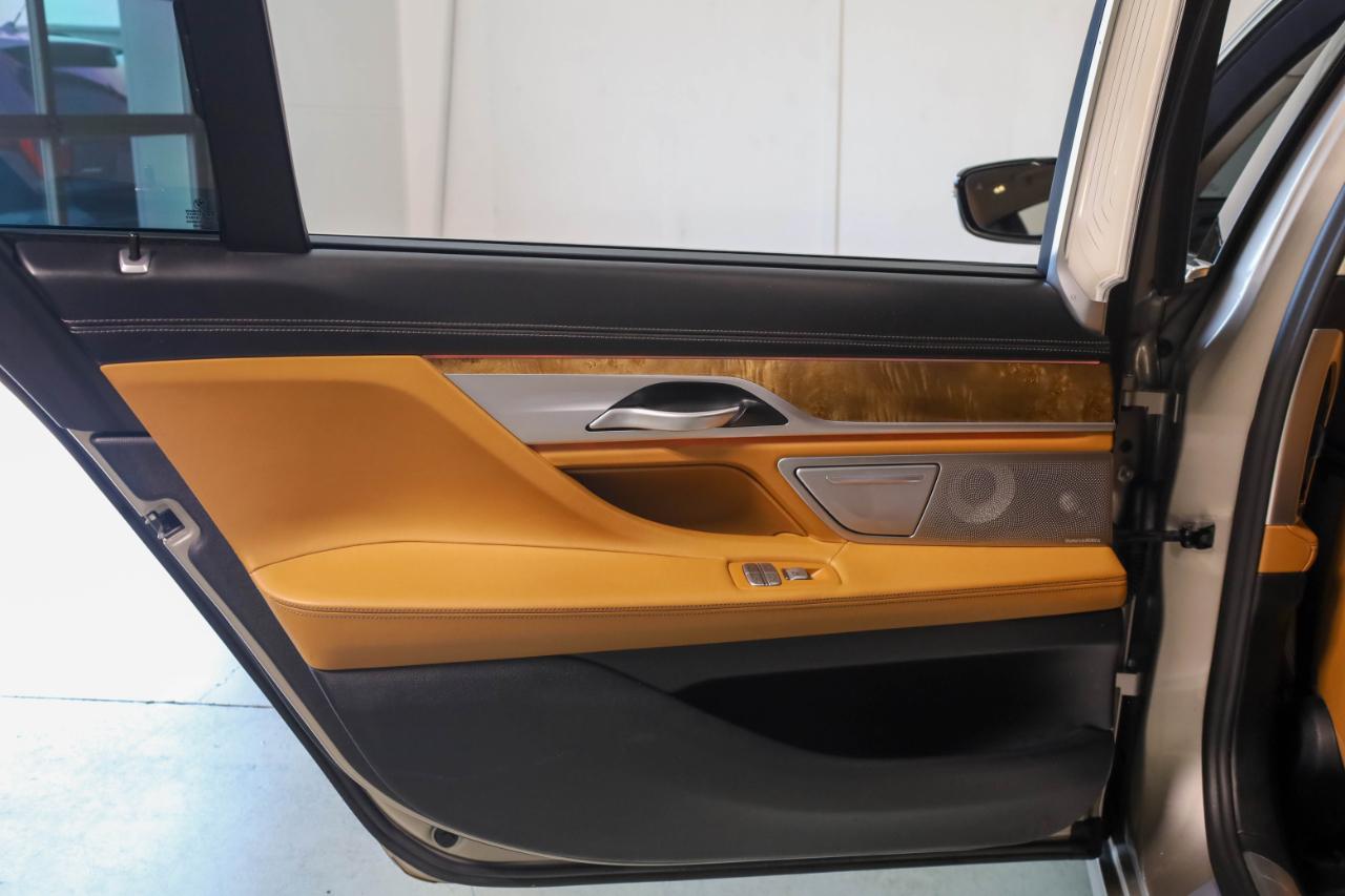 BMW 750i, B7 photo 34
