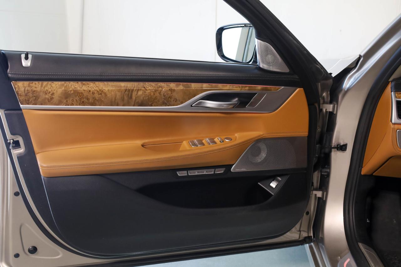 BMW 750i, B7 photo 28