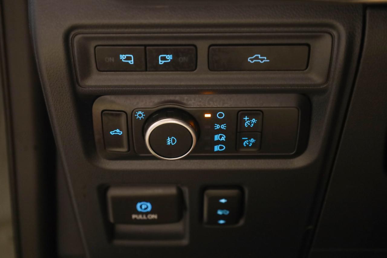 Ford F-150 photo 30