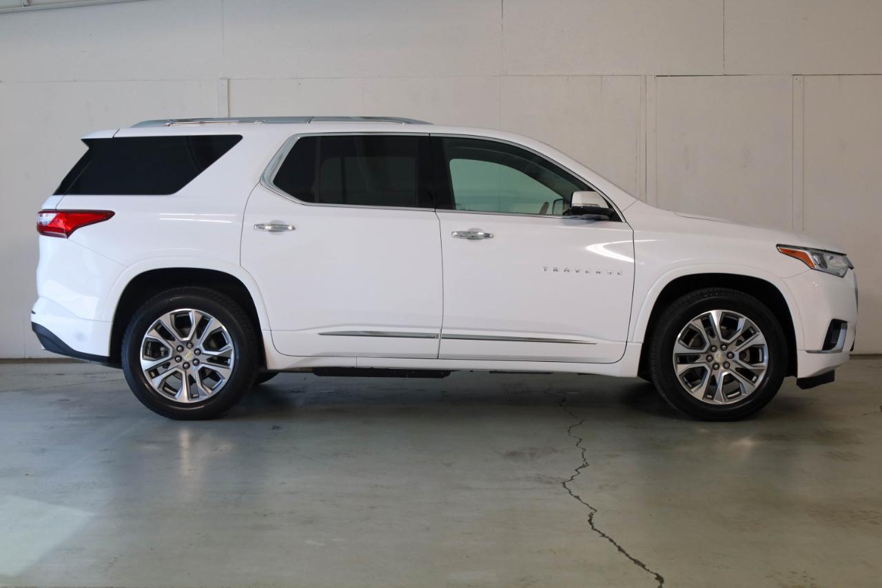 Chevrolet Traverse photo 4