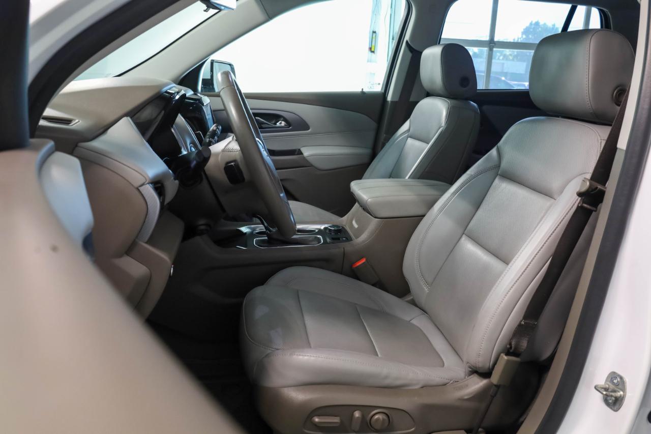 Chevrolet Traverse photo 12