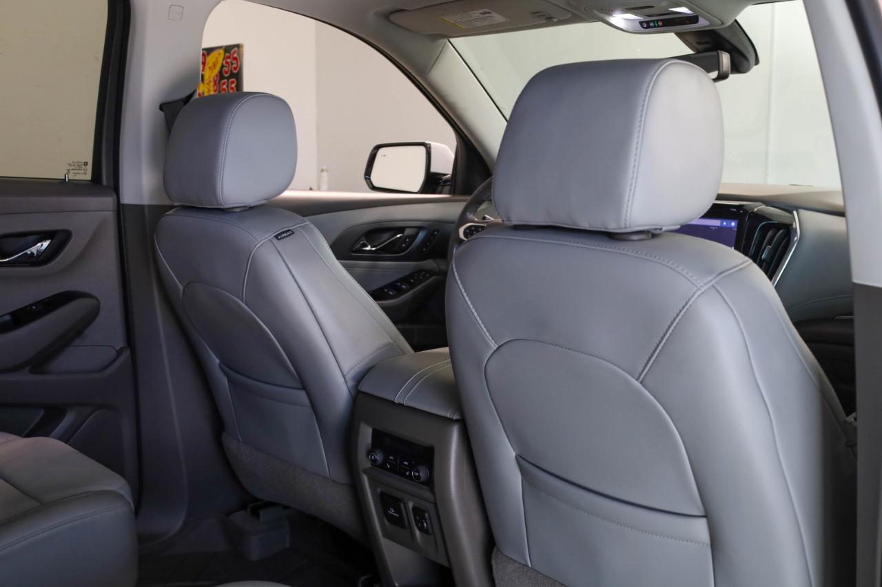 Chevrolet Traverse photo 21