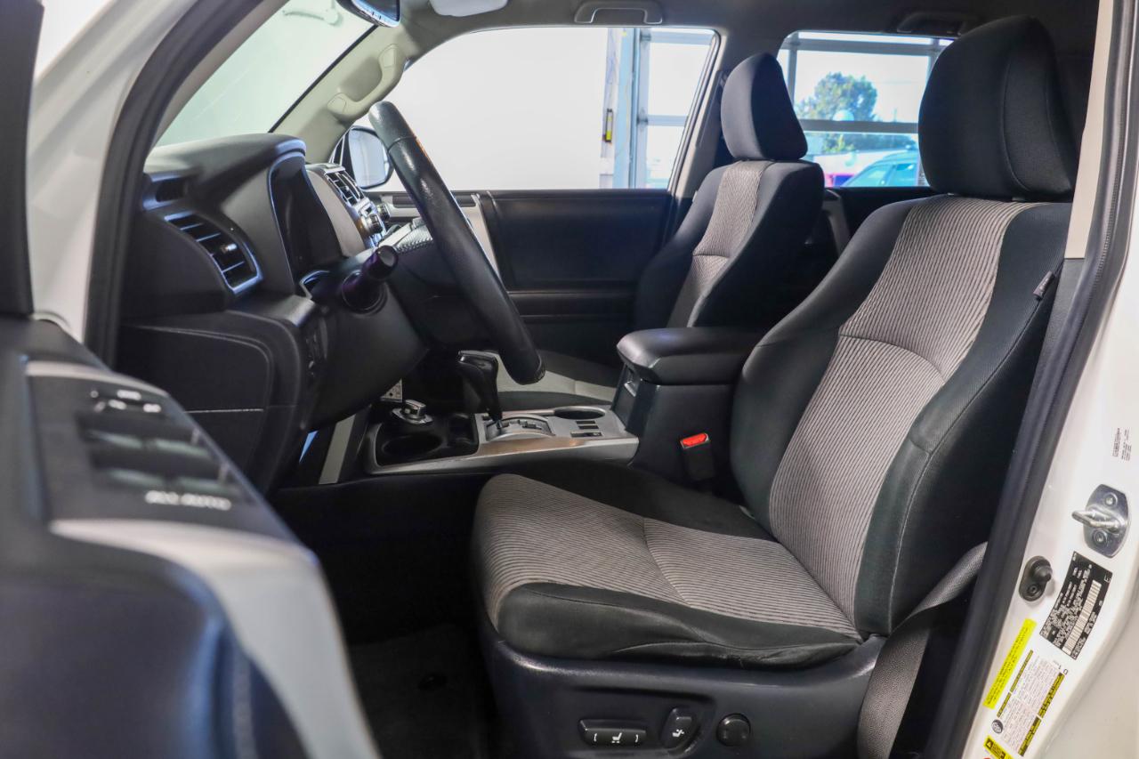 Toyota 4Runner photo 12