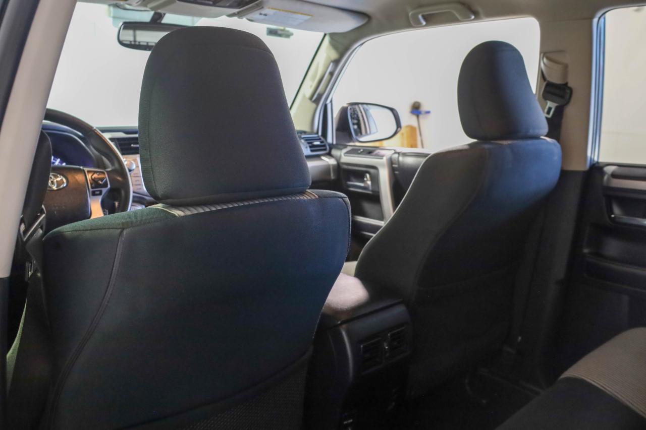 Toyota 4Runner photo 18