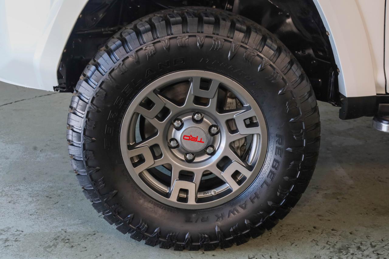 Toyota 4Runner photo 48