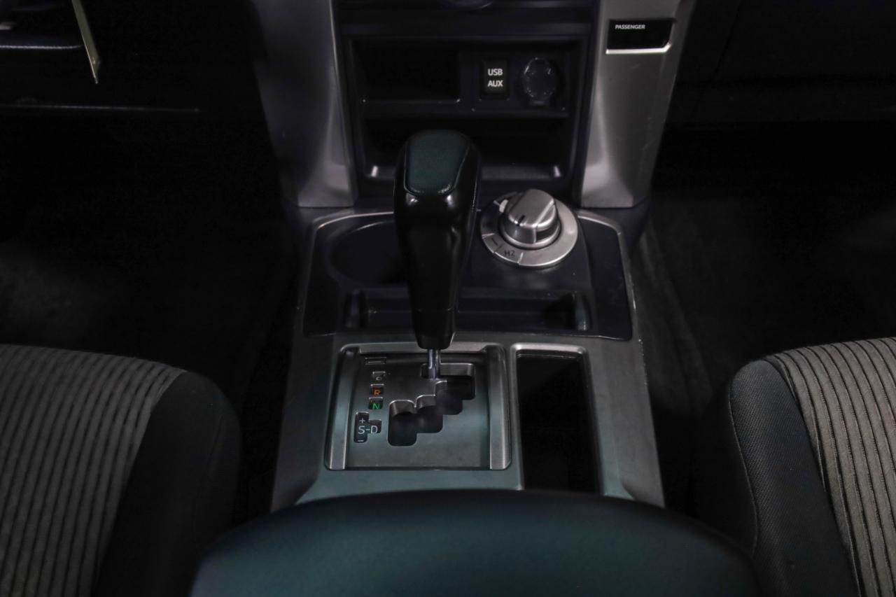 Toyota 4Runner photo 36
