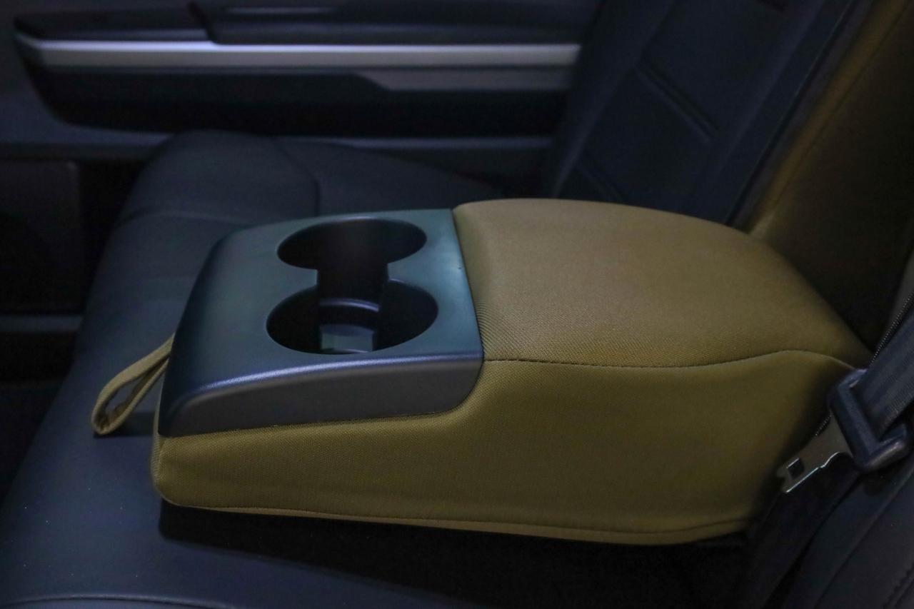 Toyota Tundra photo 37
